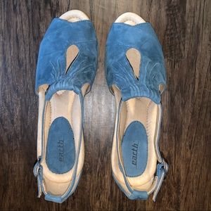 Earth brand wedge sandal blue suede leather 10